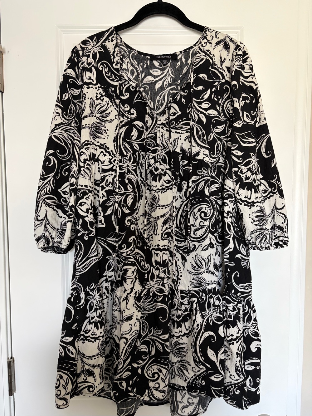 Ellen Tracy Black & White Floral Tie-Neck Quarter Sleeve Dress